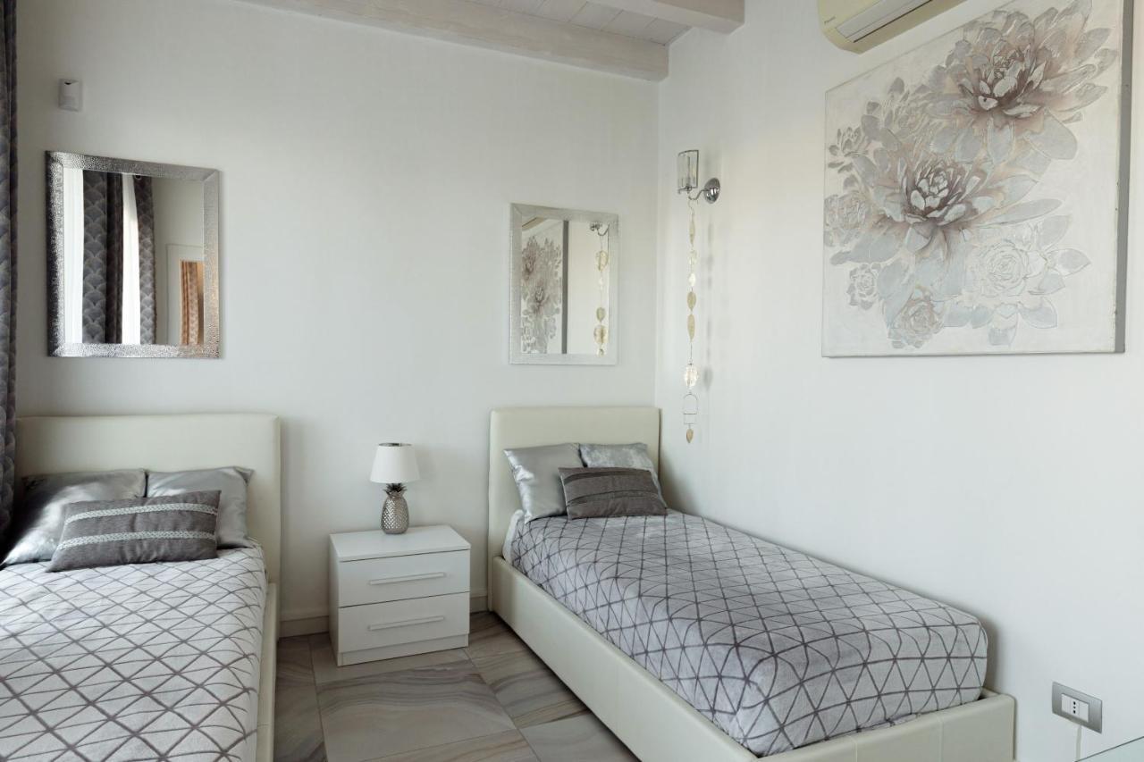 Apartment Blue Laguna Sirmione Exterior photo